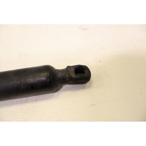 VAG 7H0827550 Amortiguador maletero  en stock Terrassa