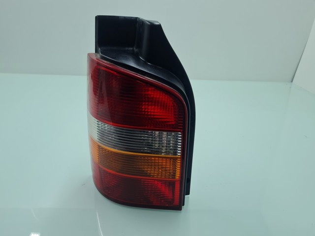 7H0945095G VAG Piloto trasero izquierdo  en stock Huelva