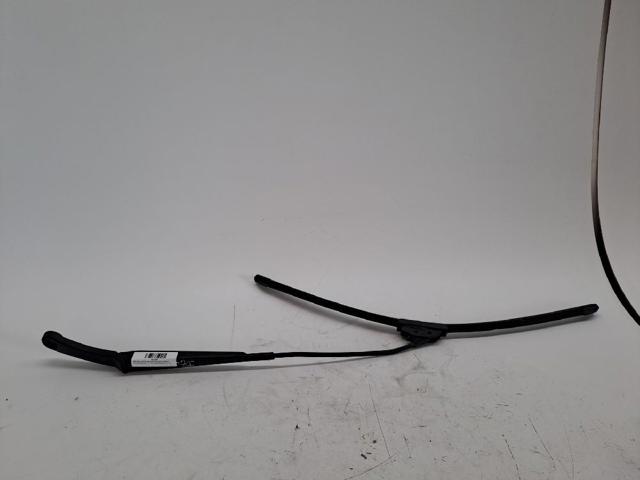 VAG 7H1955409C Brazo del limpiaparabrisas  en stock Terrassa