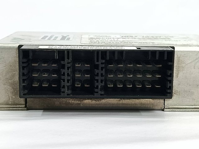7H427H417AC Land Rover