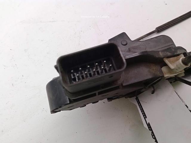 7H5A26412AC Cerradura de la puerta trasera derecha  comprar en Zaragoza