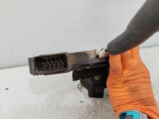7H5A26413AE LAND ROVER Cerradura de puerta trasera izquierda  disponible Vigo