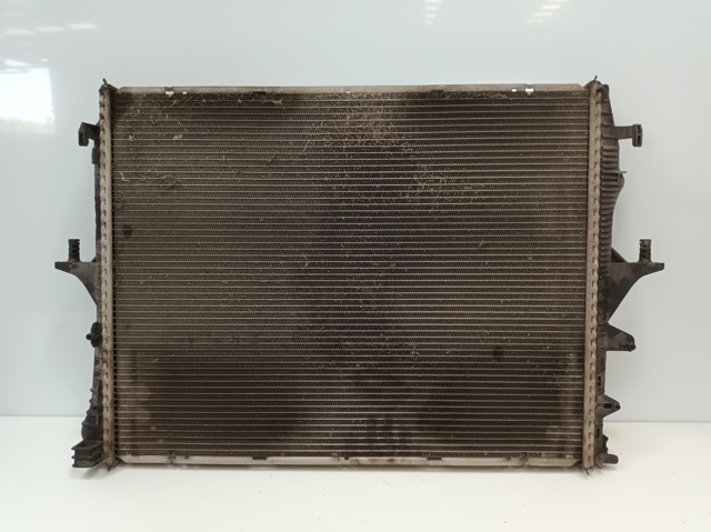 7L0121253 Radiador de refrigeración del motor  disponible Utrera