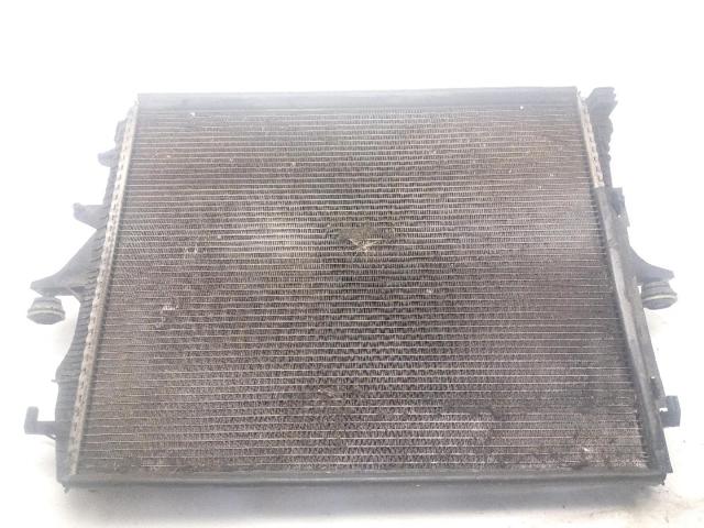 7L0121253A Radiador de refrigeración del motor  disponible Utrera