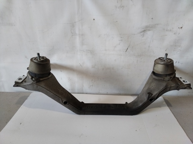 Viga de montaje para motor 7L0199207A Porsche