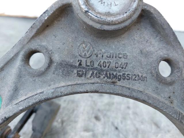 VAG 7L0407021B Brazo superior izquierdo/derecho de suspensión delantera  disponible Lugo