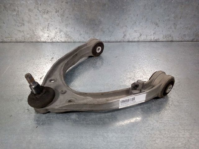 7L0407021B Brazo superior izquierdo/derecho de suspensión delantera  comprar en Reus