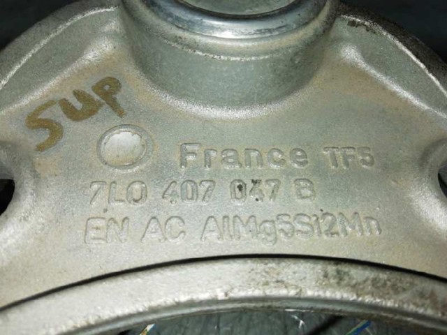 VAG 7L0407047B Brazo superior izquierdo/derecho de suspensión delantera comprar Pamplona