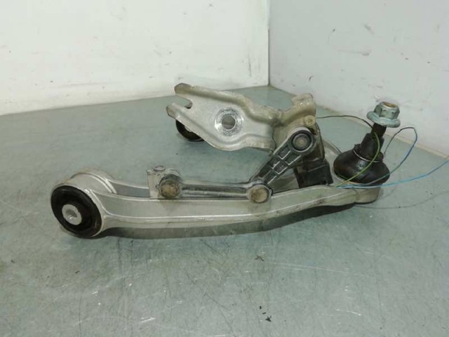 VAG 7L0407047B Brazo superior izquierdo/derecho de suspensión delantera comprar Tarragona