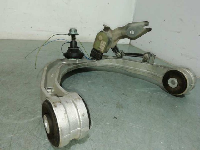 7L0407047B VAG Brazo superior izquierdo/derecho de suspensión delantera  comprar en Jaén