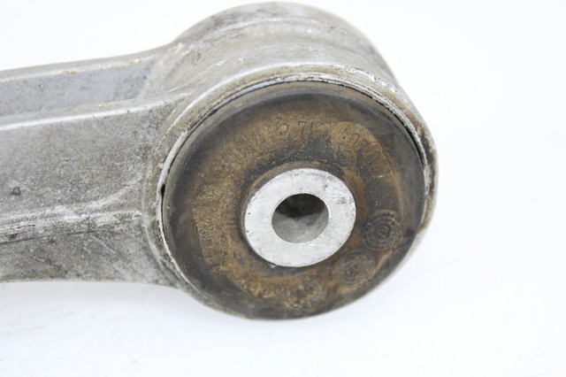 VAG 7L0407047B Brazo superior izquierdo/derecho de suspensión delantera comprar Barcelona
