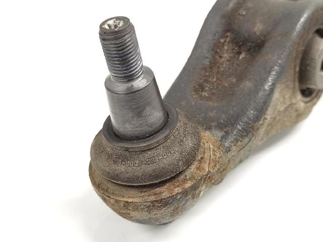 7L0407154B Brazo inferior derecho de la suspensión delantera  comprar en Reus