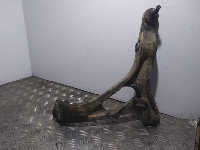 7L0407154B Brazo inferior derecho de la suspensión delantera  disponible Burgos