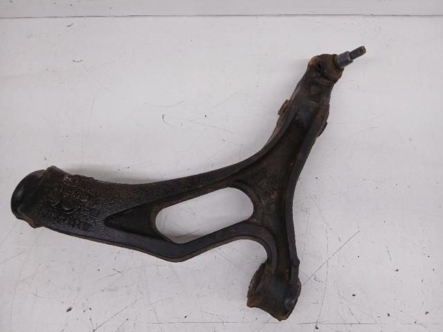 7L0407154B VAG Brazo inferior derecho de la suspensión delantera comprar Madrid