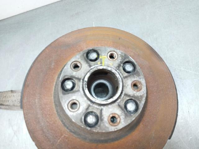 VAG 7L0407257A Mangueta delantera izquierda  en stock Terrassa