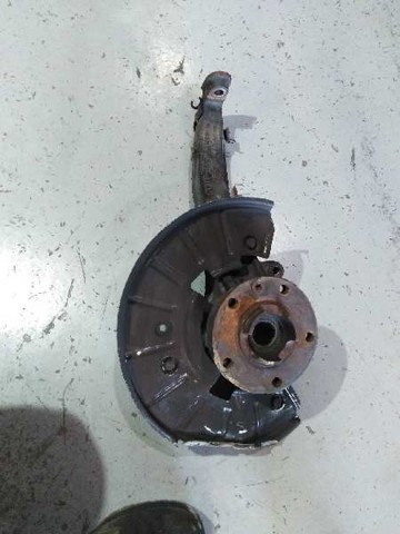 7L0407257A Mangueta delantera izquierda  en stock Sabadell