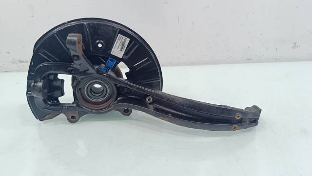 7L0407257A VAG Mangueta delantera izquierda  comprar en Lleida