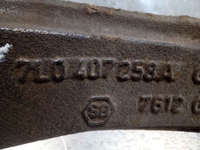 VAG 7L0407258A Mangueta delantera derecha comprar Barcelona
