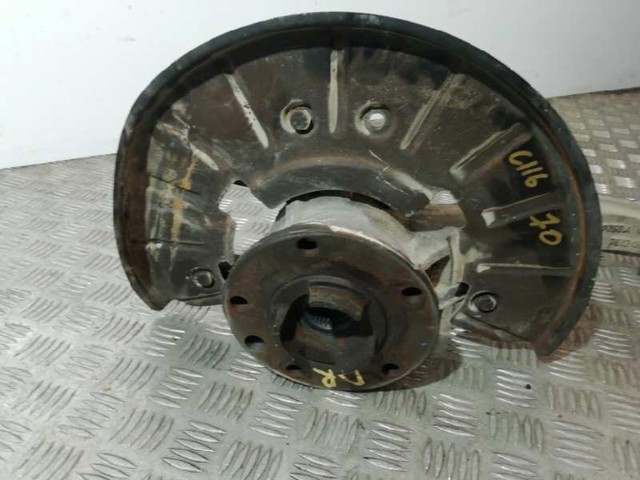 7L0407258A Mangueta delantera derecha comprar Girona
