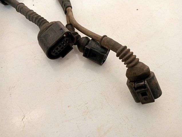 7L0407258A VAG Mangueta delantera derecha  comprar en Jaén