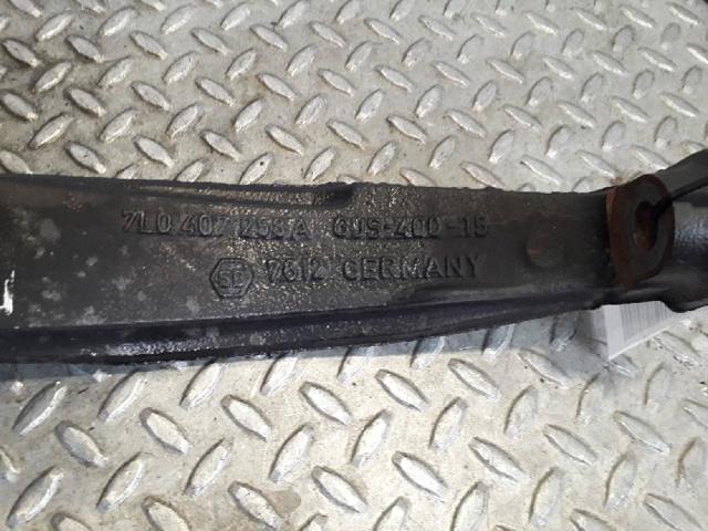 7L0407258A VAG Mangueta delantera derecha  disponible Ourense