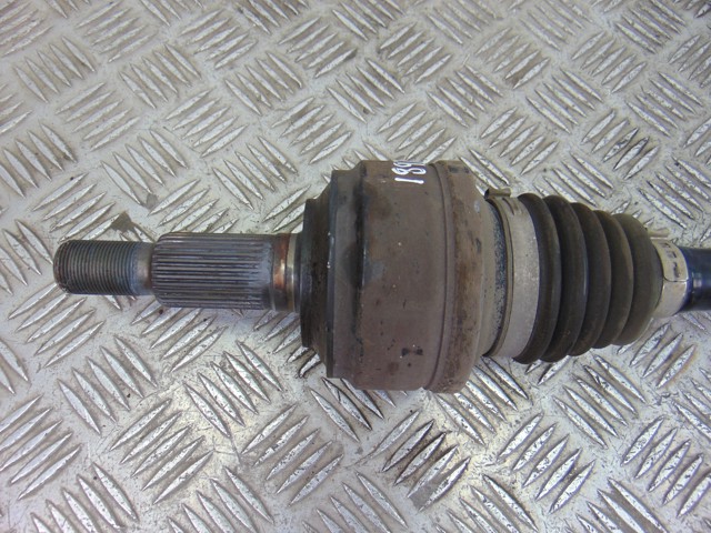 7L0501201 VAG Semieje trasero  disponible Ourense