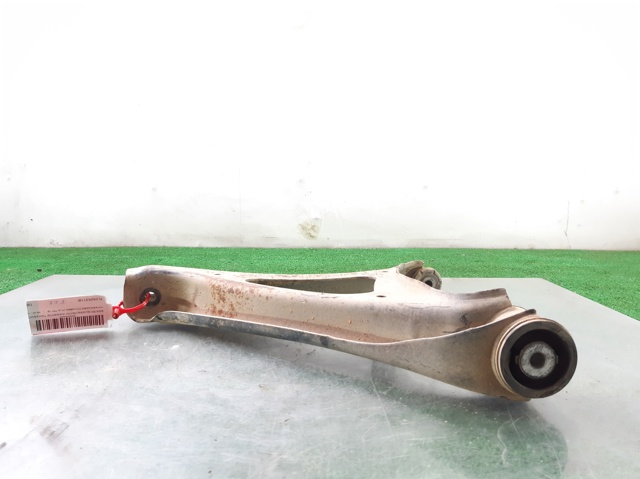 7L0505311B VAG Brazo inferior izquierdo de la suspensión trasera  disponible Alicante