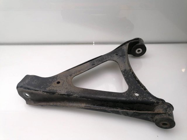 VAG 7L0505312B Brazo inferior derecho de la suspensión trasera  disponible España