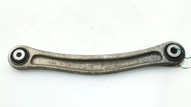 VAG 7L0505398 Brazo superior derecho de la suspensión trasera  en stock Terrassa