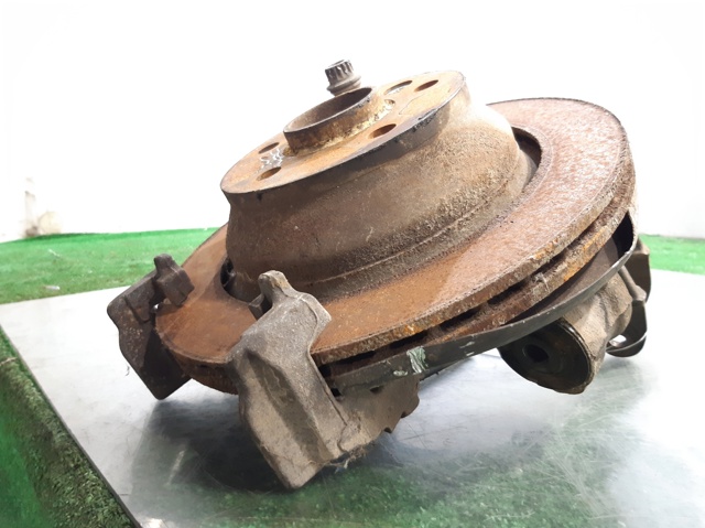 7L0505435B Mangueta trasera izquierda  disponible Utrera