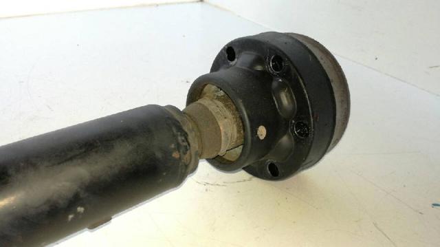7L0521101C PORSCHE Árbol de transmision delantero  en stock Córdoba