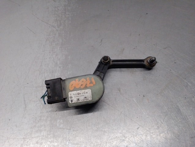 7L0616214B VAG Sensor de nivel de carrocería delantero derecho  comprar en Lleida