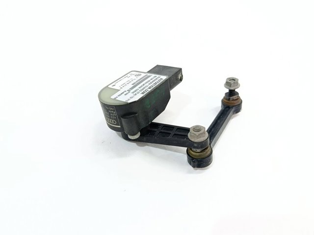 Sensor de nivel de carrocería delantero derecho 7L0616214B VAG