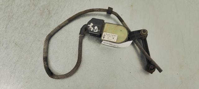 Sensor de nivel de carrocería delantero derecho 7L0616214C VAG