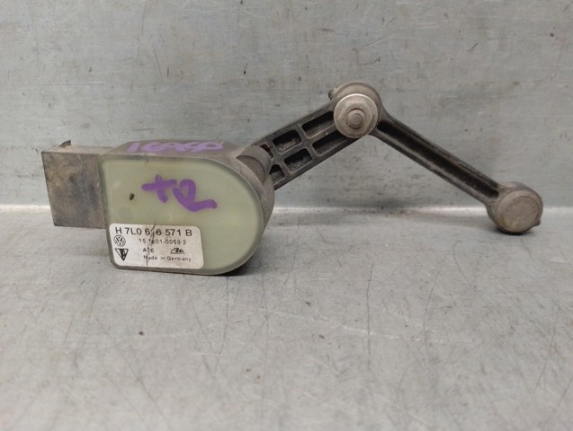 7L0616571B VAG Sensor de nivel de carrocería trasero  disponible Alicante