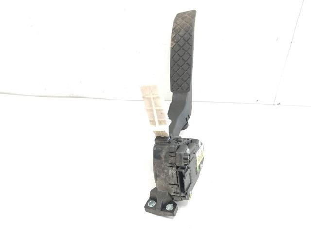 7L0723507D Pedal del acelerador  en stock Granada
