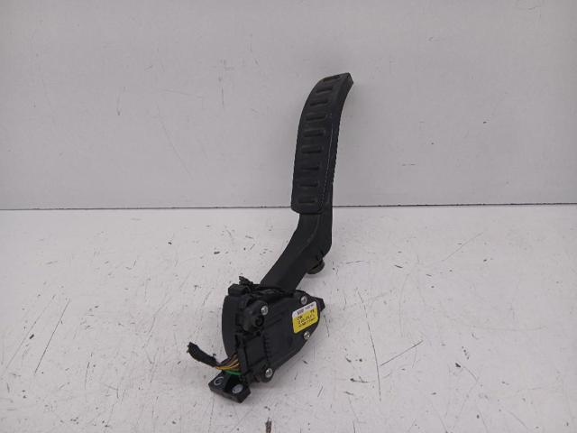 7L0723507D PORSCHE Pedal del acelerador  en stock Gandía