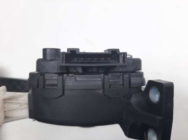 7L0723507D Pedal del acelerador  disponible Málaga