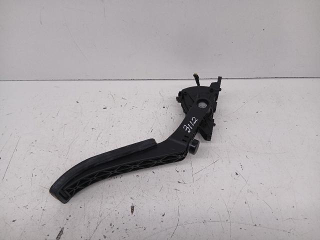 7L0723507D PORSCHE Pedal del acelerador  disponible Ourense