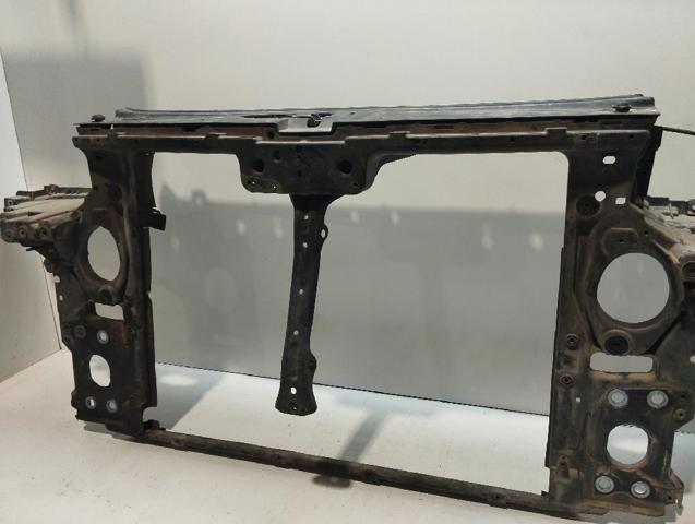 7L0805594R Panel de soporte del radiador y montaje de faros  disponible Málaga