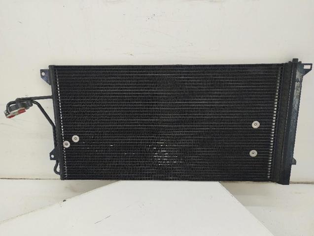 7L0820411G Condensador de aire acondicionado  disponible Utrera