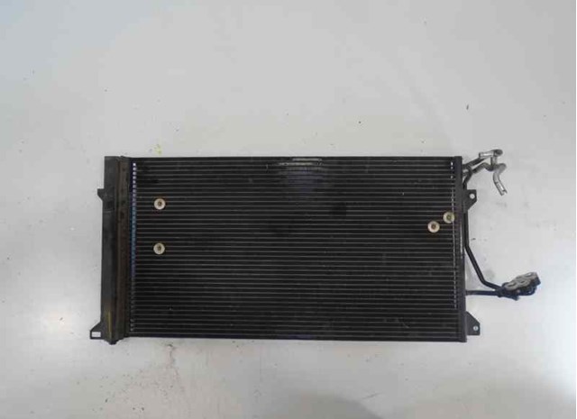 Condensador / radiador  aire acondicionado para volkswagen touareg 5.0 v10 tdi ayh 7L0820411G