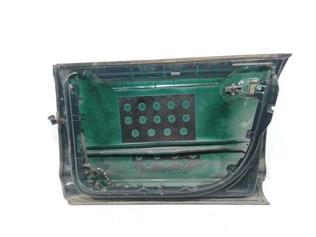 7L0831056L VAG Puerta delantera derecha  en stock Huelva