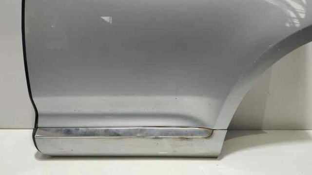 VAG 7L0833055M Puerta trasera izquierda  disponible España