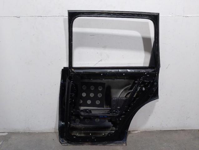 VAG 7L0833056M Puerta trasera derecha  en stock Valencia