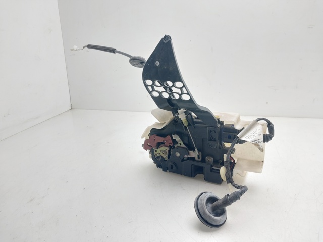 7L0839015 PORSCHE Cerradura de puerta trasera izquierda  comprar en Lleida