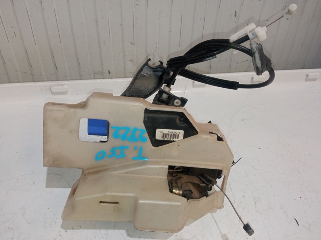 7L0839015 Cerradura de puerta trasera izquierda  comprar en Pontevedra