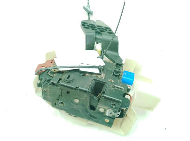 7L0839015 Cerradura de puerta trasera izquierda comprar Sevilla