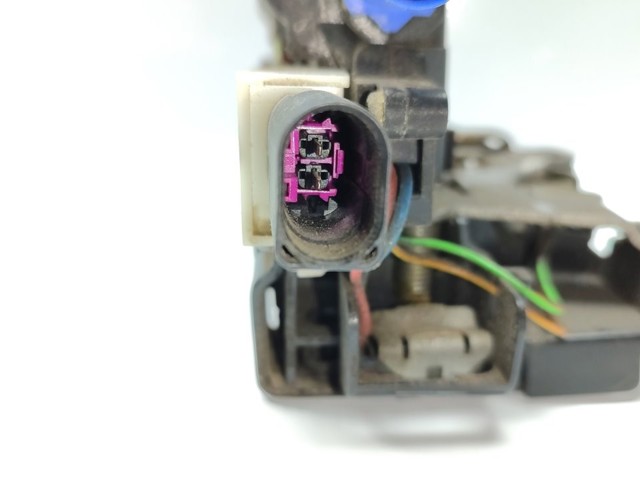 7L0839015B VAG Cerradura de puerta trasera izquierda comprar Madrid
