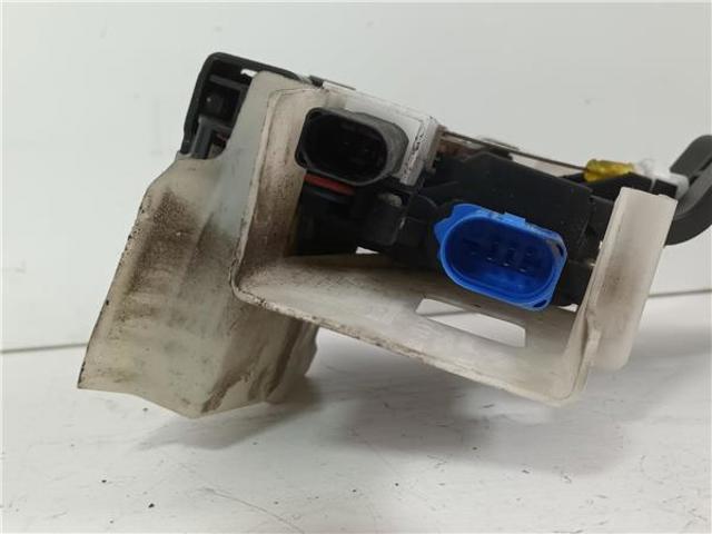7L0839015B VAG Cerradura de puerta trasera izquierda  en stock Huelva